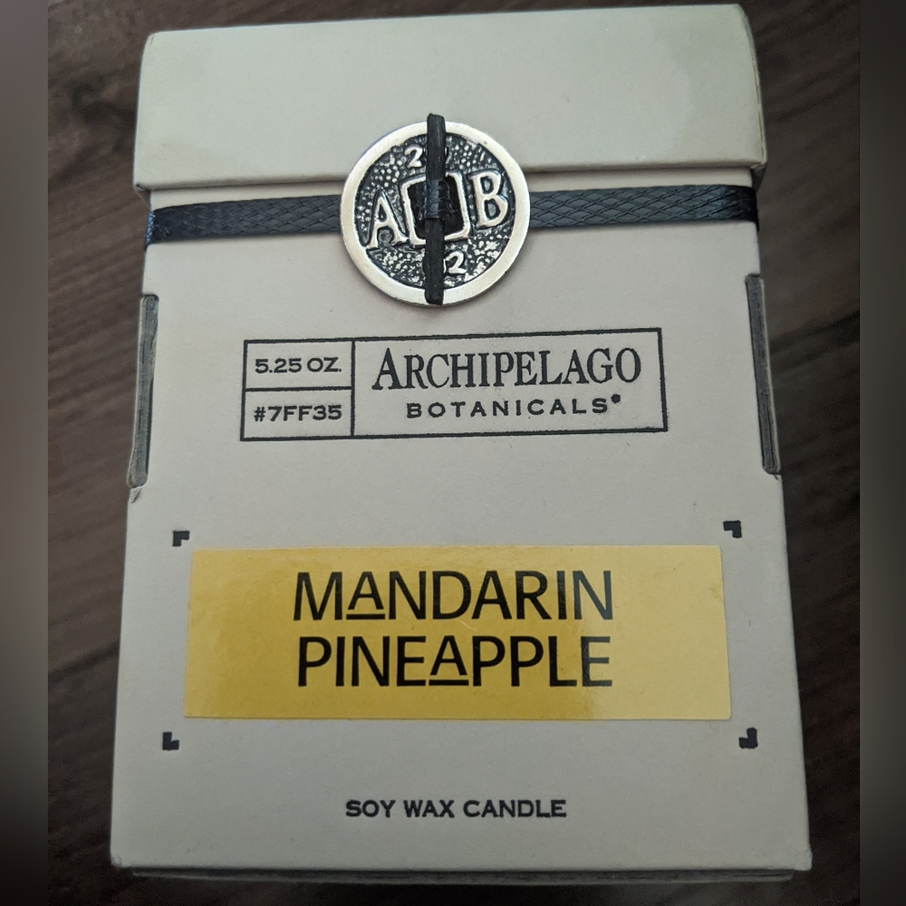[NIB] Archipelago - Mandarin Pineapple Soy Wax Scented Candle | 5.25 oz (50 Hrs) - Picture 3 of 14